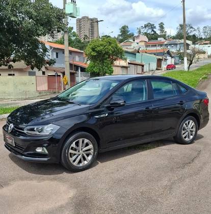 VOLKSWAGEN VIRTUS 1.0 200 TSI HIGHLINE AUTOMÁTICO